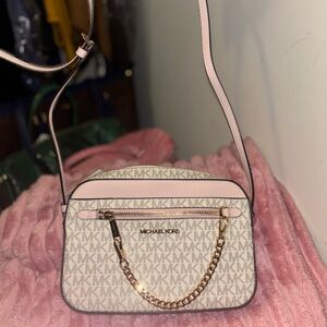 Michael Kors Large East West Zip Chain XBody